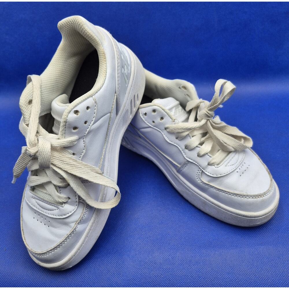 Heelys White and Cream Kids Skate Sneakers Lace-Up